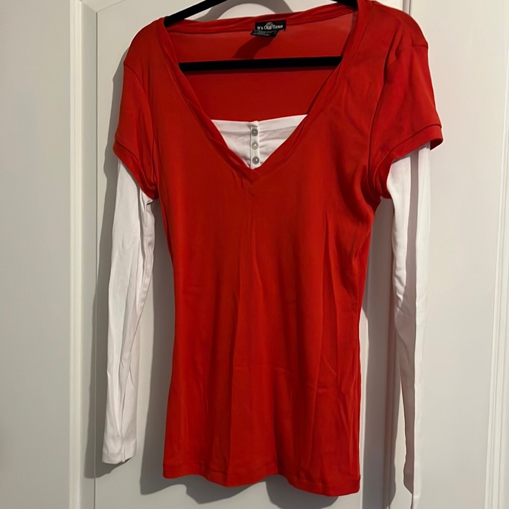 Long sleeve T-shirt never worn